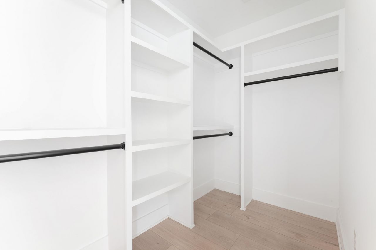 1057 Glenshaw Street Photo 43