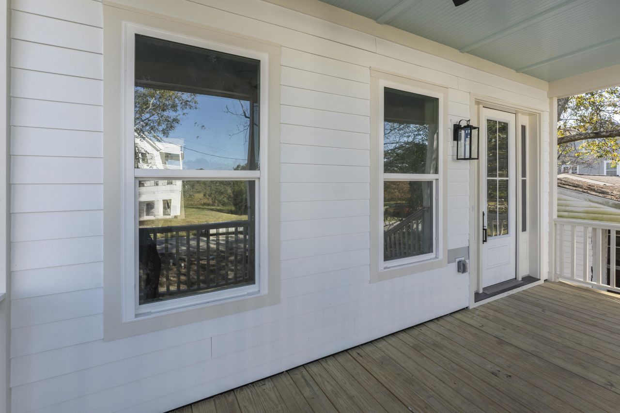 1057 Glenshaw Street Photo 5