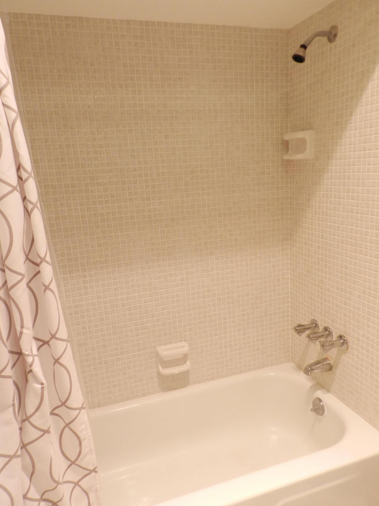 6 Greenway Village N, Unit 202, Royal Palm Beach, FL 33411 Photo