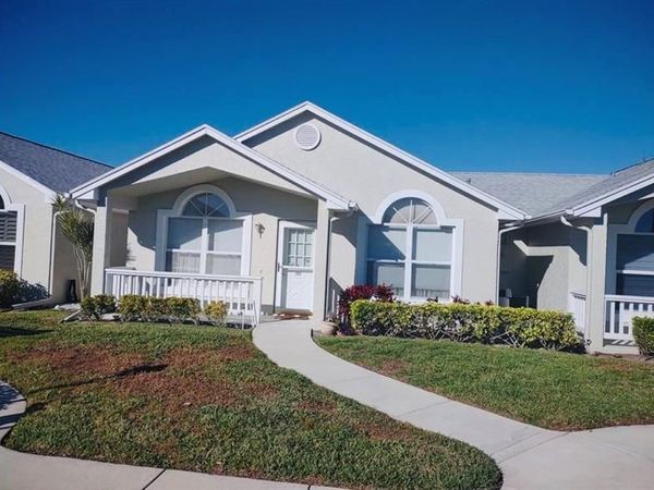 1192 NW Lombardy Drive, Port St Lucie, FL 34986