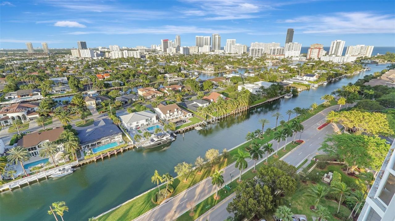 3598 Yacht Club Dr, Unit 1901, Aventura, FL 33180 Photo