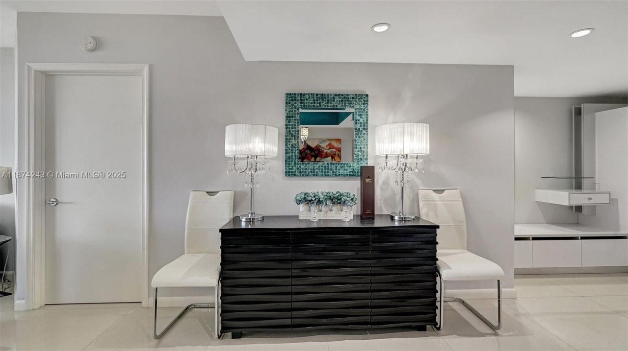 3598 Yacht Club Dr, Unit 1901, Aventura, FL 33180 Photo