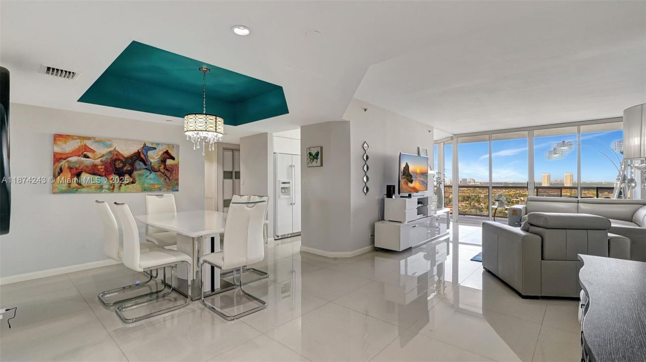 3598 Yacht Club Dr, Unit 1901, Aventura, FL 33180 Photo