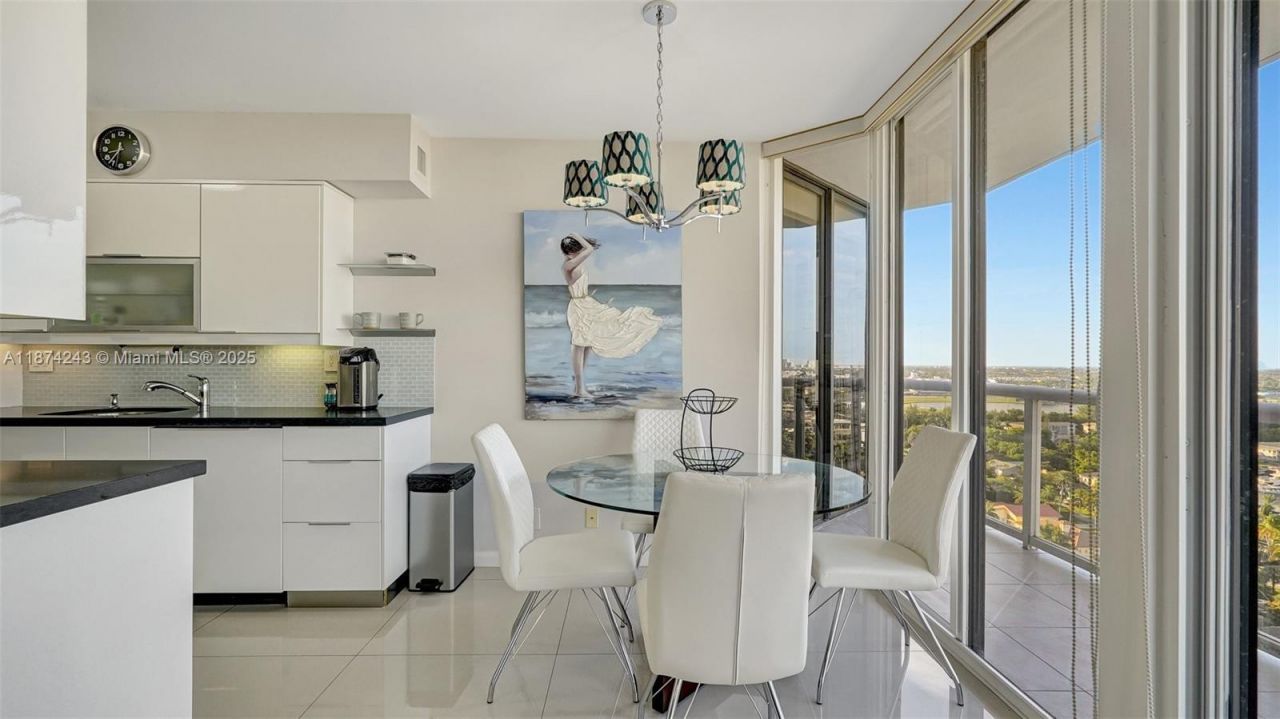 3598 Yacht Club Dr, Unit 1901, Aventura, FL 33180 Photo