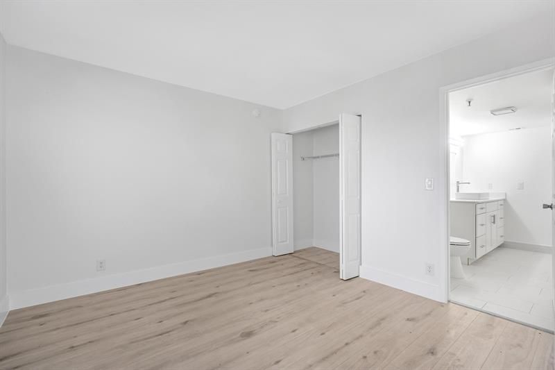 2200 S Cypress Bend Drive, Unit 805, Pompano Beach, FL 33069 Photo