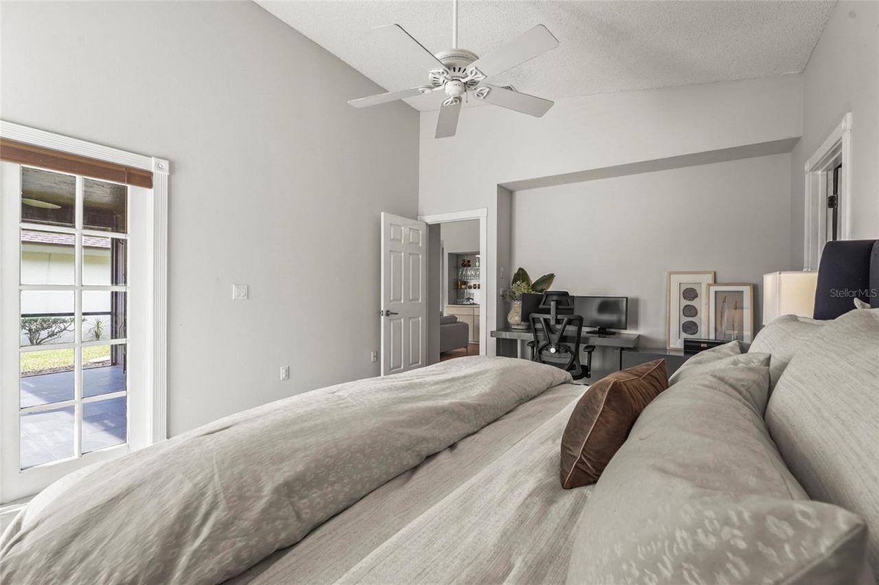 7845 Pine Trace Drive, Sarasota, FL 34243 Photo