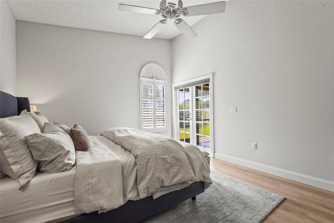 7845 Pine Trace Drive, Sarasota, FL 34243 Photo