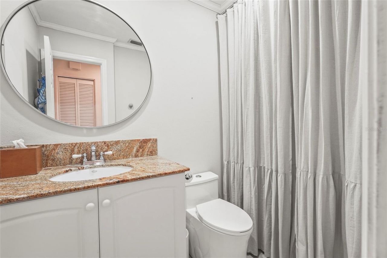 7845 Pine Trace Drive, Sarasota, FL 34243 Photo