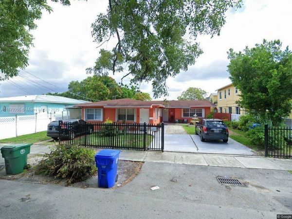 2915 SW 4th St, Miami, FL 33135