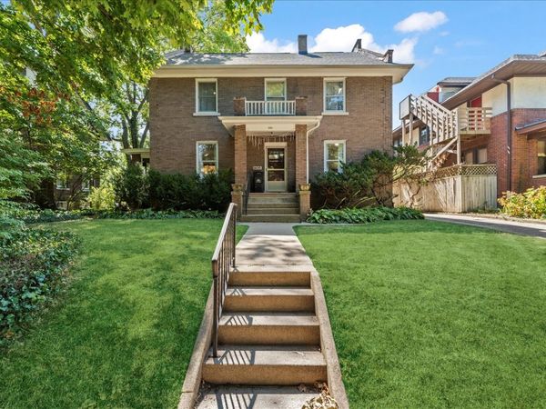 805 W Indiana Avenue, Urbana, IL 61801