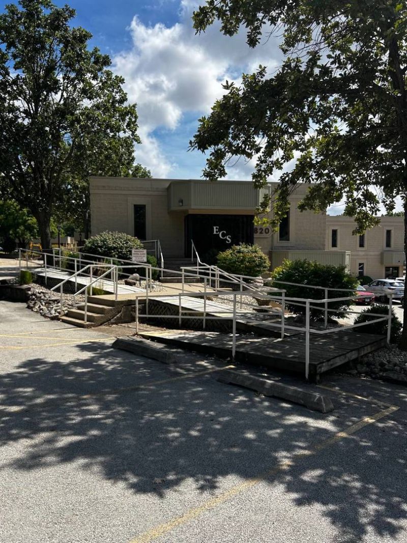 1820 N Sterling Avenue, Peoria, IL 61604