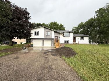 7192 21st Avenue NW, Pennock, MN 56279