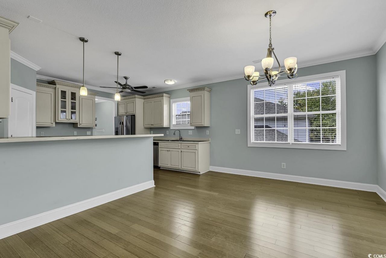 6 Cottage Dr. Photo 12