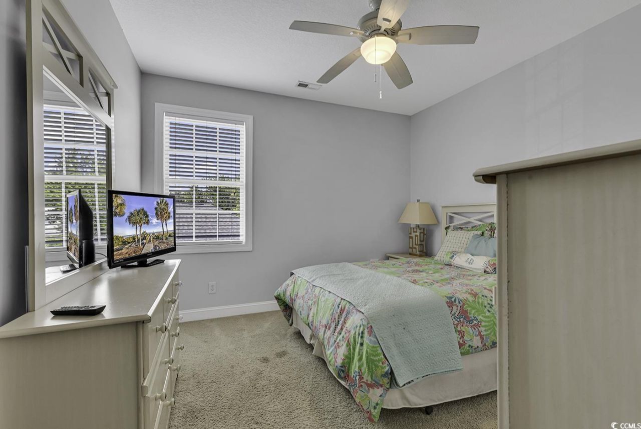 6 Cottage Dr. Photo 17