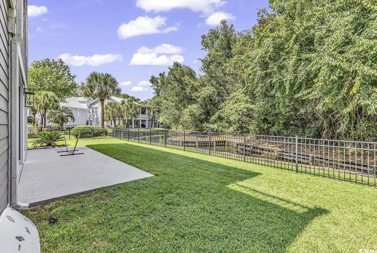 6 Cottage Dr. Photo 28