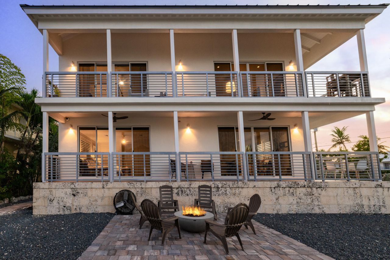 96 W Plaza Del Sol, Islamorada, FL 33036 Photo