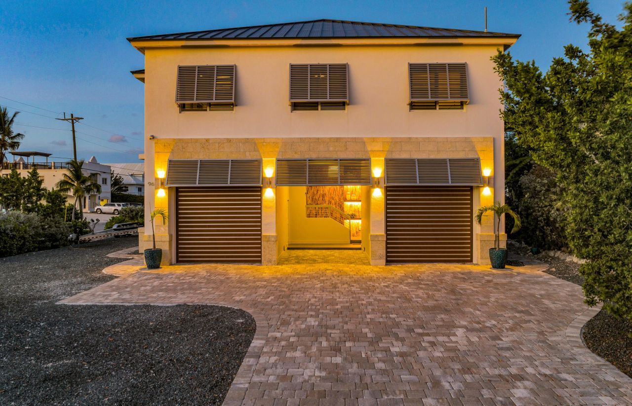 96 W Plaza Del Sol, Islamorada, FL 33036 Photo