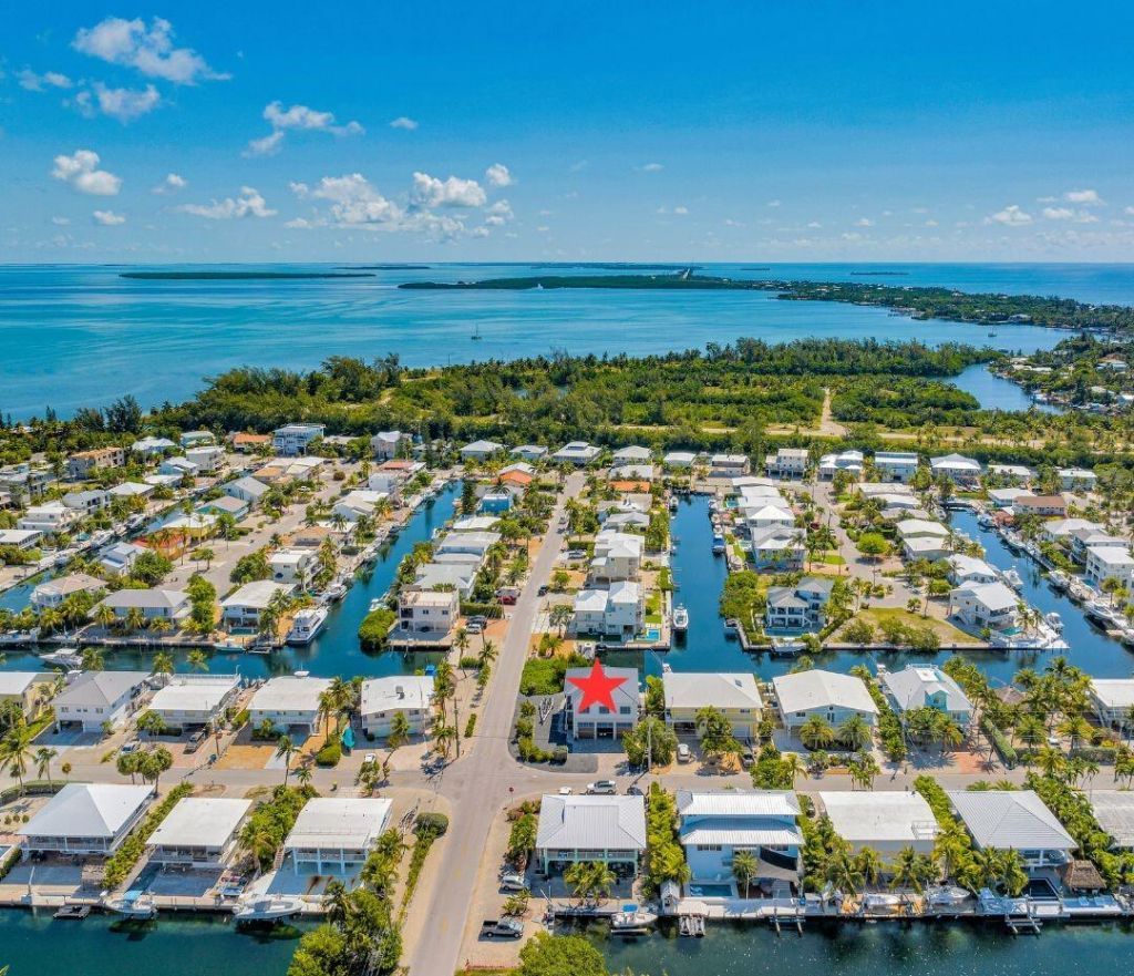 96 W Plaza Del Sol, Islamorada, FL 33036 Photo