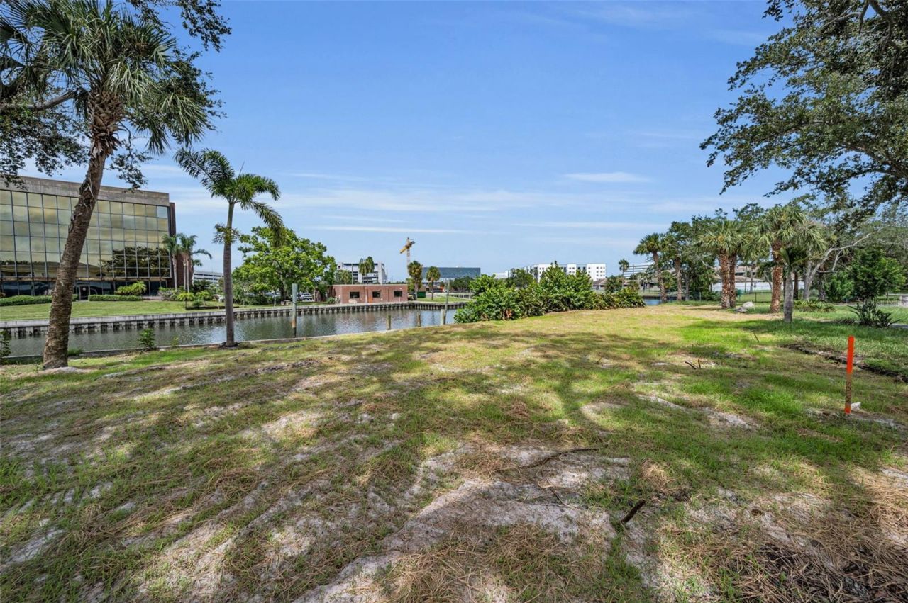 56 Sandpiper Road, Tampa, FL 33609 Photo