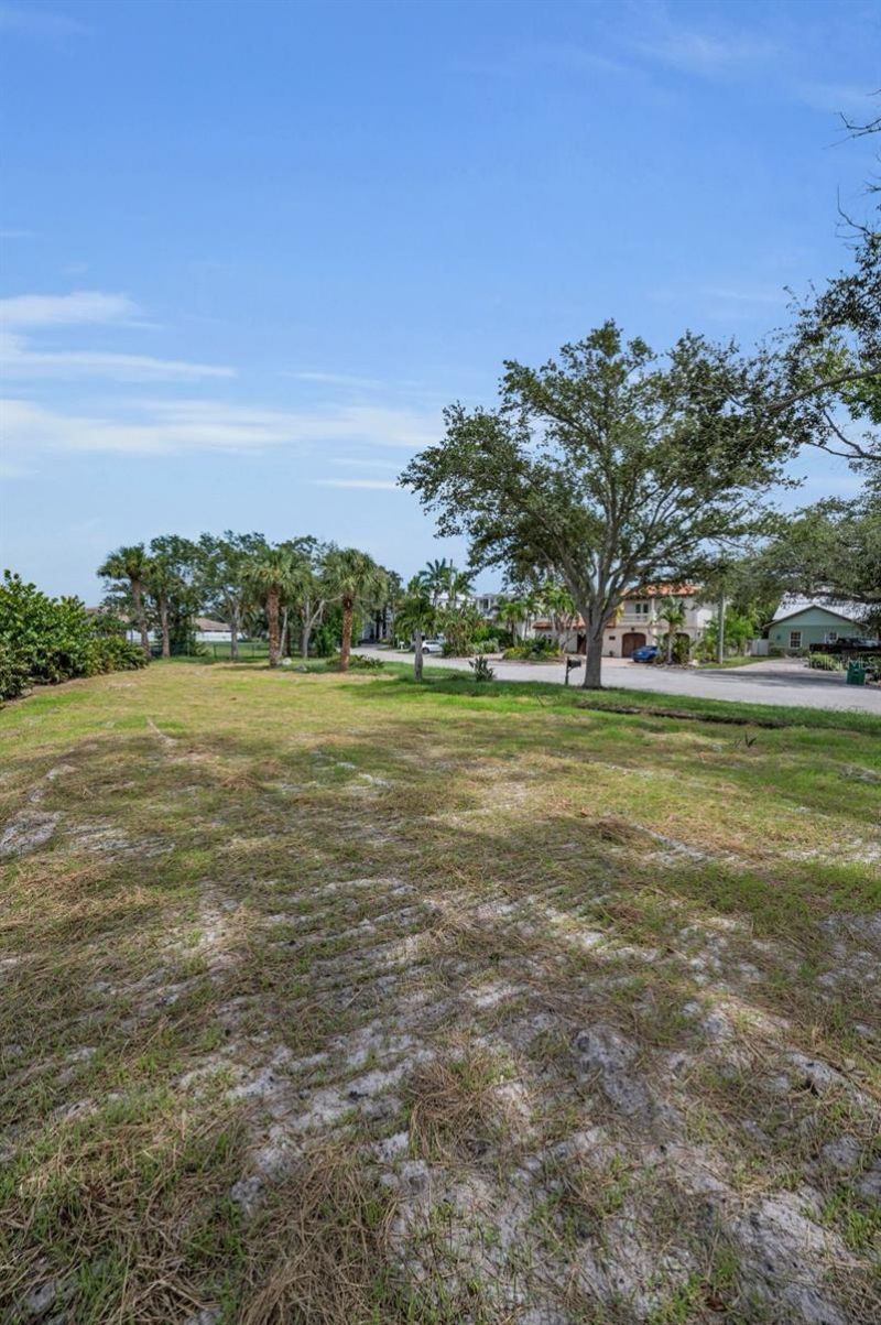 56 Sandpiper Road, Tampa, FL 33609 Photo
