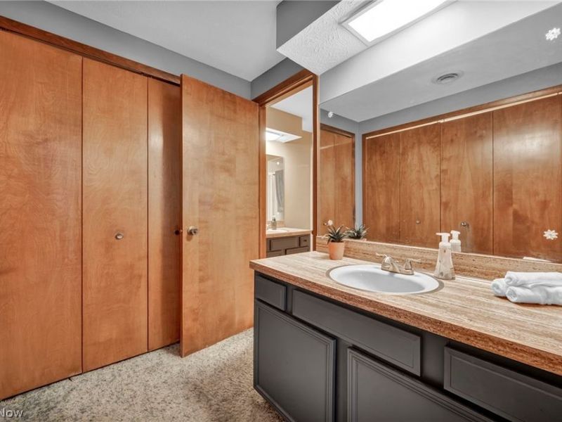 20050 Idlewood Trail, Strongsville, OH 44149 Photo 22