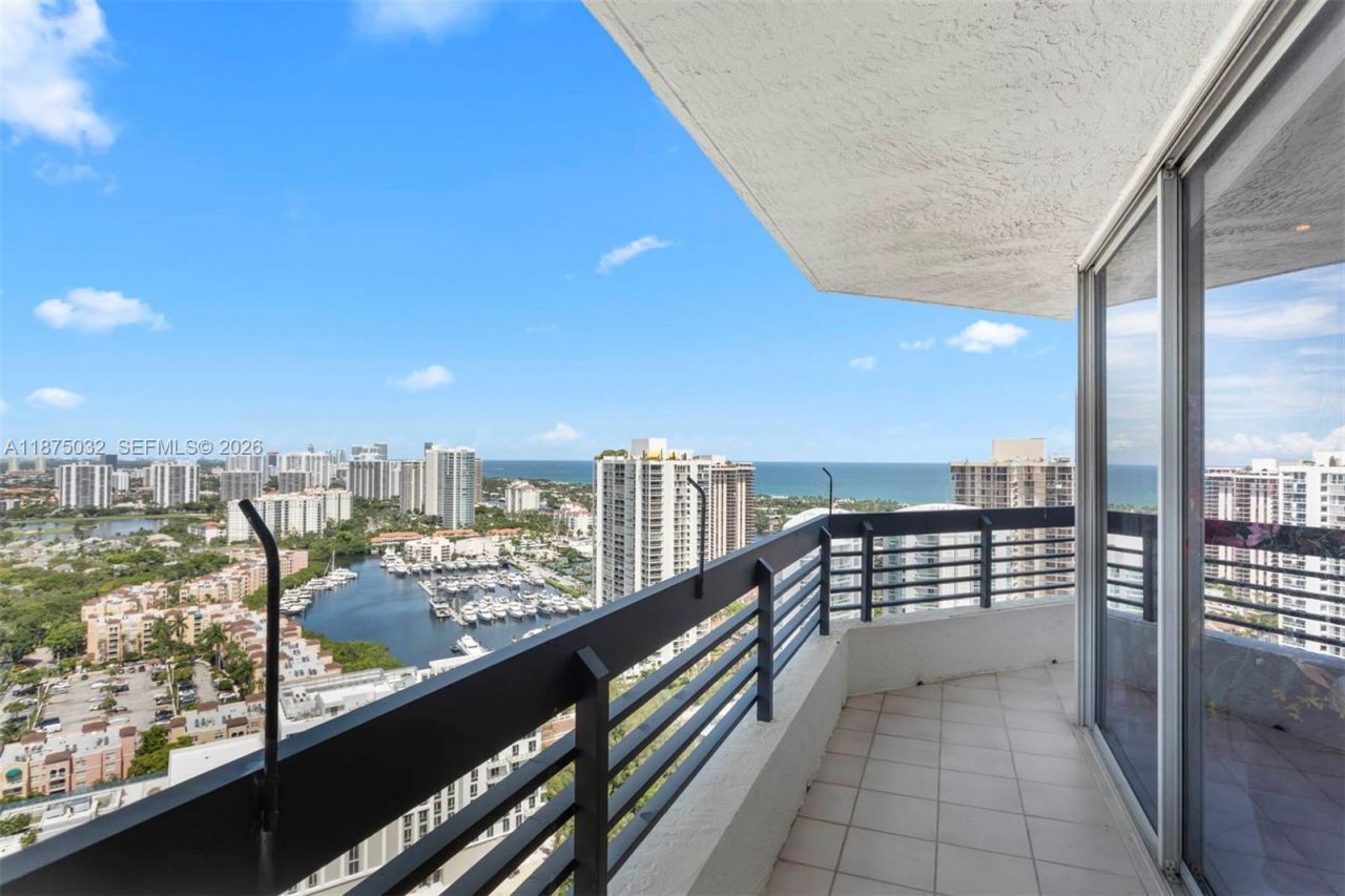 3500 Mystic Pointe Dr, Unit 3505, Aventura, FL 33180 Photo