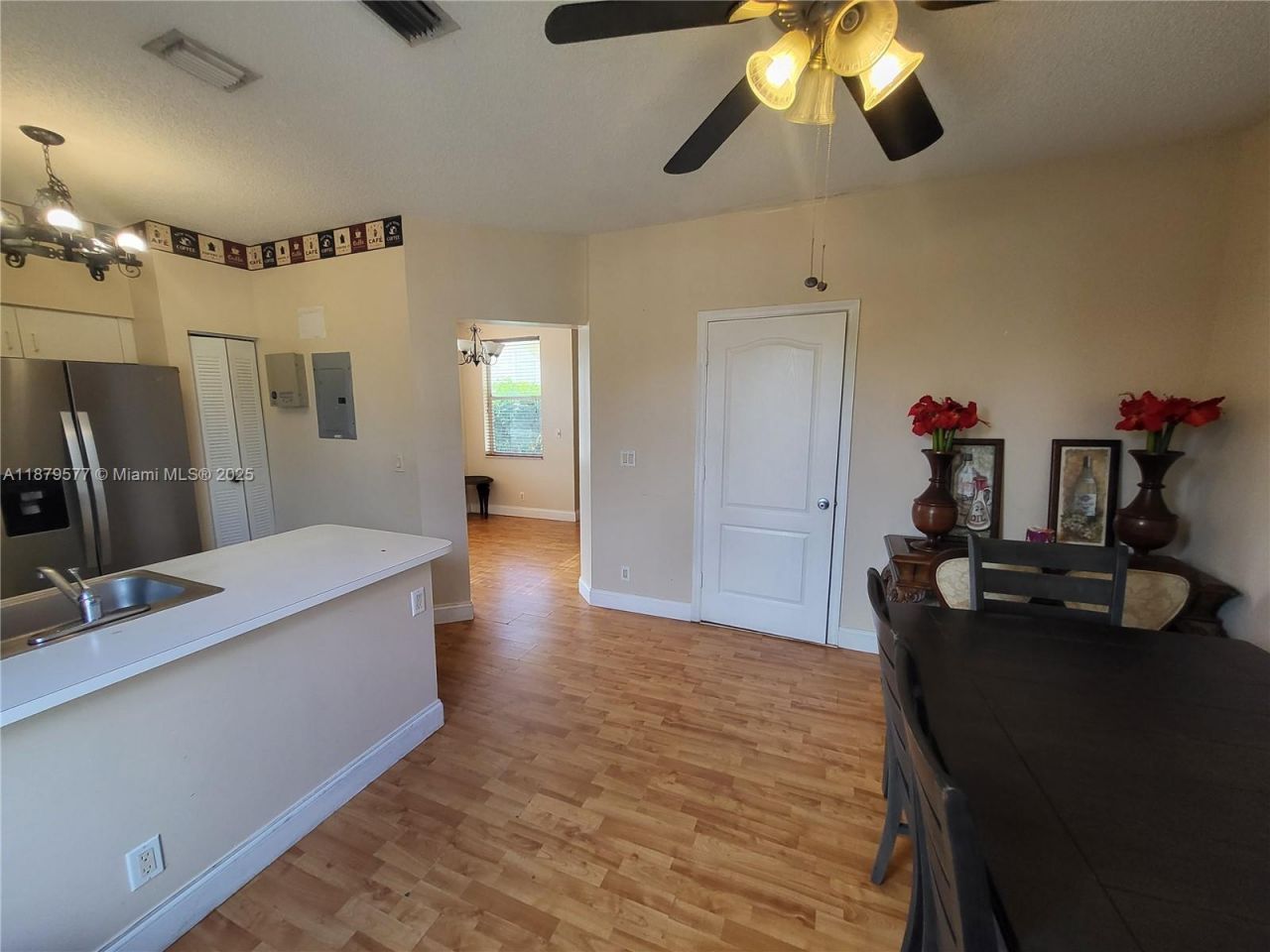 820 NE 212th Ter, Unit 6, Miami, FL 33179 Photo