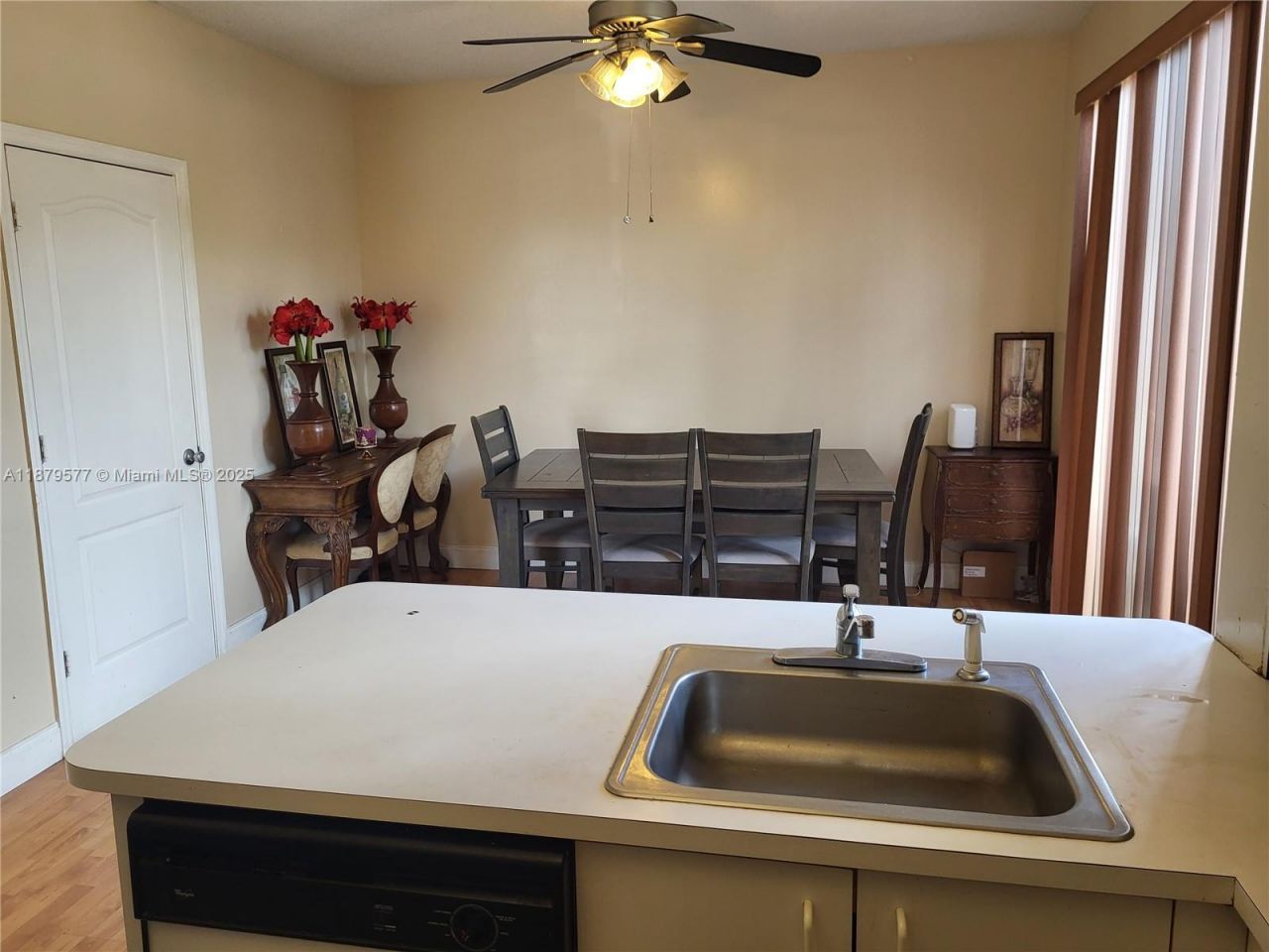 820 NE 212th Ter, Unit 6, Miami, FL 33179 Photo