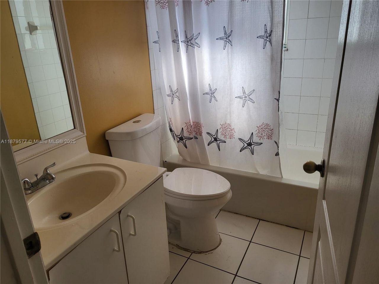820 NE 212th Ter, Unit 6, Miami, FL 33179 Photo