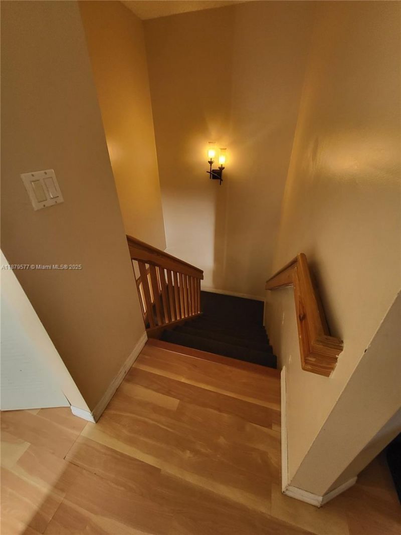 820 NE 212th Ter, Unit 6, Miami, FL 33179 Photo