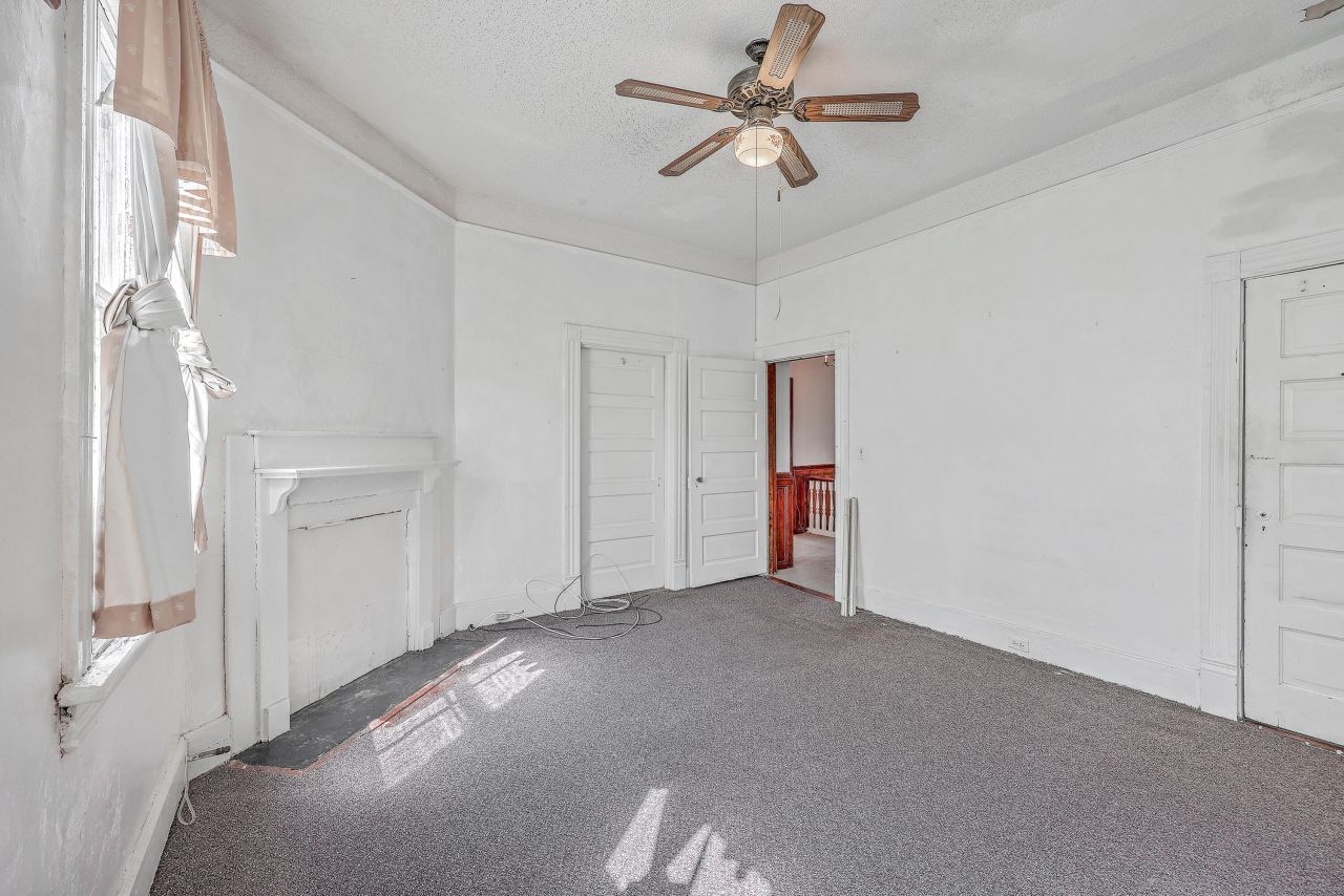 380 Ashley Avenue Photo 28