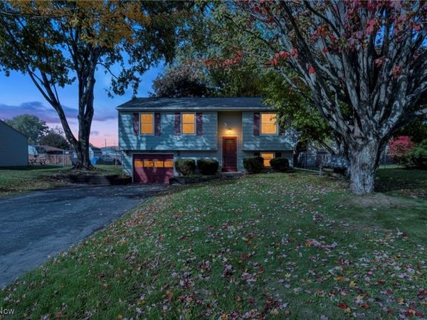 273 Atwood Street NW, Champion, OH 44483