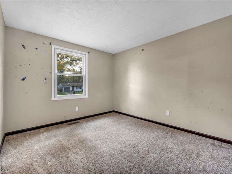 273 Atwood Street NW, Champion, OH 44483 Photo 14