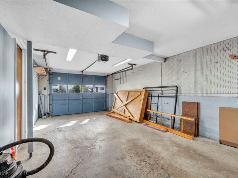 273 Atwood Street NW, Champion, OH 44483 Photo 24