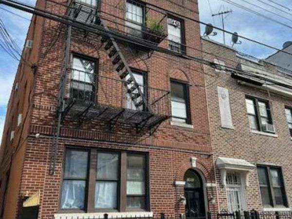 34-41 9th Street, Long Island City, NY 11106