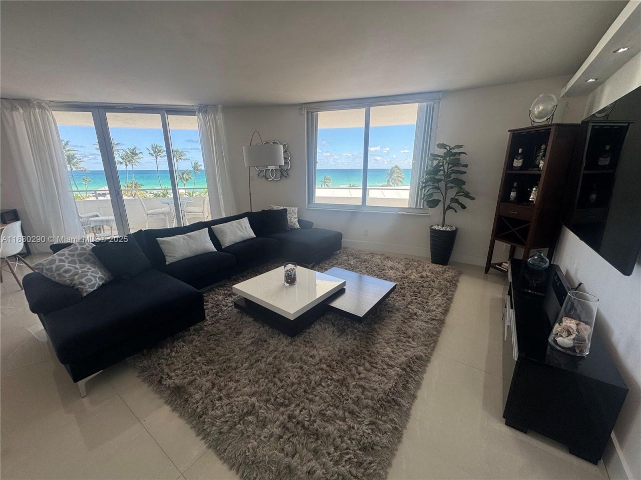 5161 Collins Ave, Unit 514, Miami Beach, FL 33140 Photo