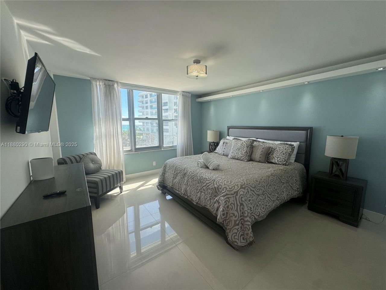 5161 Collins Ave, Unit 514, Miami Beach, FL 33140 Photo