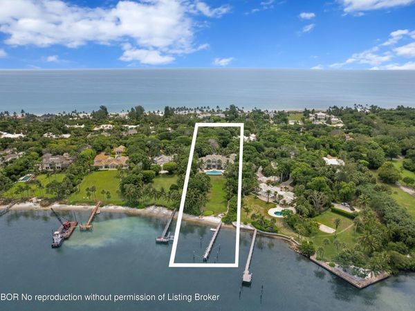 202 Gomez Road, Hobe Sound, FL 33455