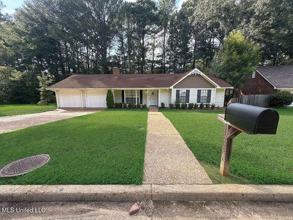 410 Heritage Place, Jackson, MS 39212