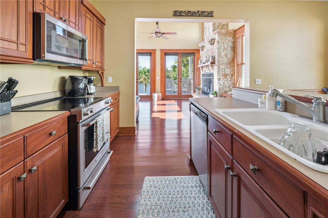 1410 SE Magnolia Drive, Steinhatchee, FL 32359 Photo