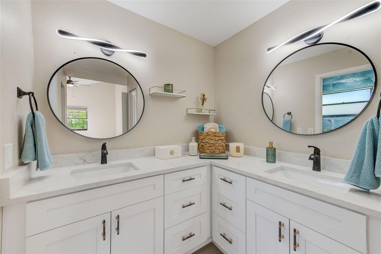 8005 Dorado Court, Tampa, FL 33637 Photo