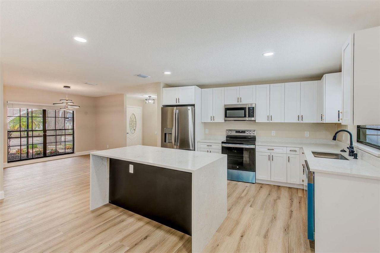 8005 Dorado Court, Tampa, FL 33637 Photo