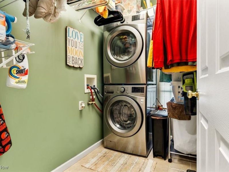 132 Stonefield Drive, Berea, OH 44017 Photo 18