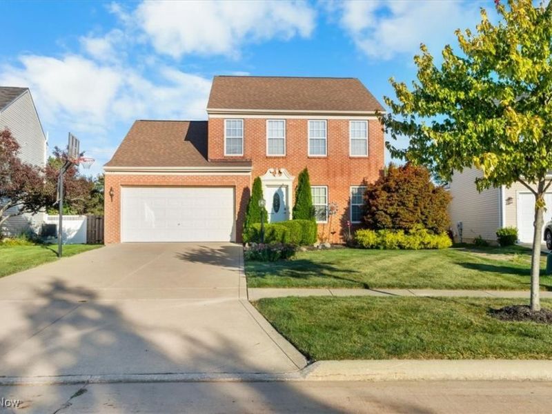 132 Stonefield Drive, Berea, OH 44017 Photo 2