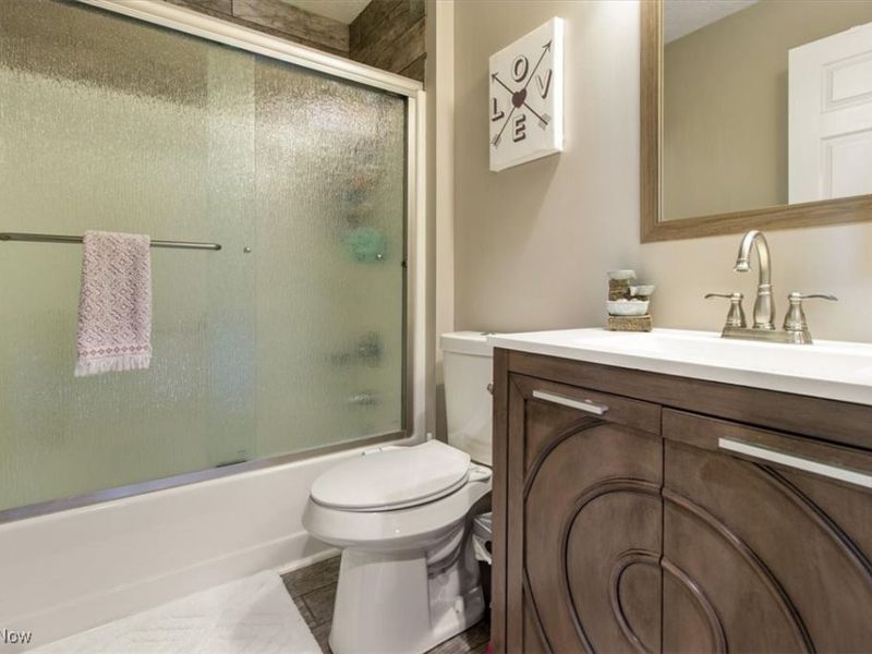 132 Stonefield Drive, Berea, OH 44017 Photo 25