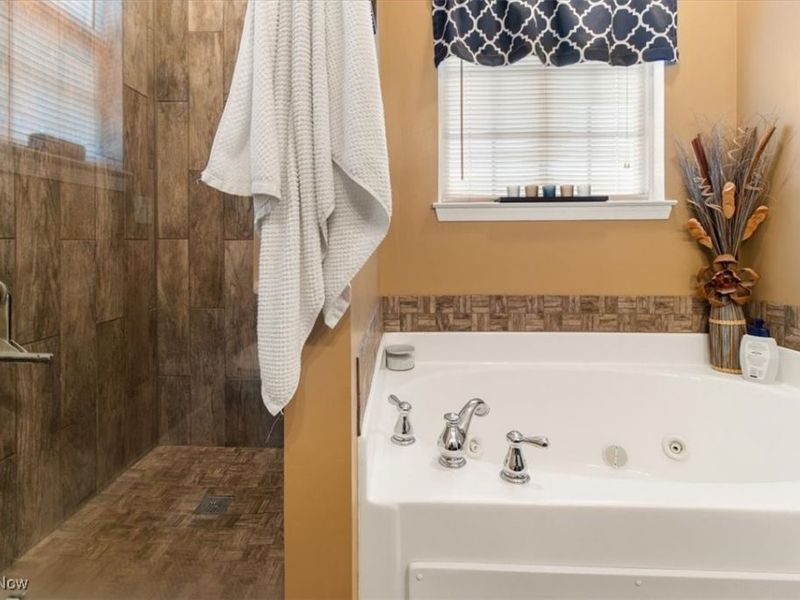 132 Stonefield Drive, Berea, OH 44017 Photo 31