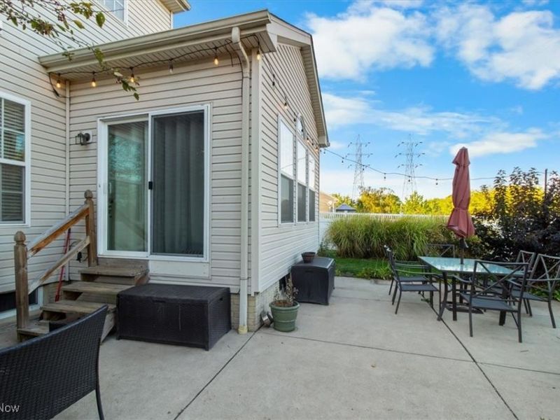 132 Stonefield Drive, Berea, OH 44017 Photo 42