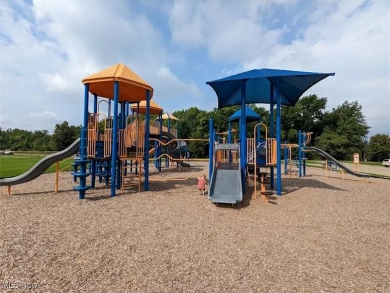 132 Stonefield Drive, Berea, OH 44017 Photo 47