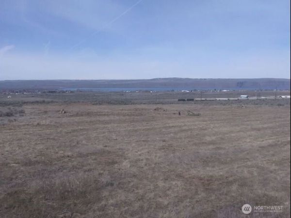35914 NE RD J.7, Coulee City, WA 99115