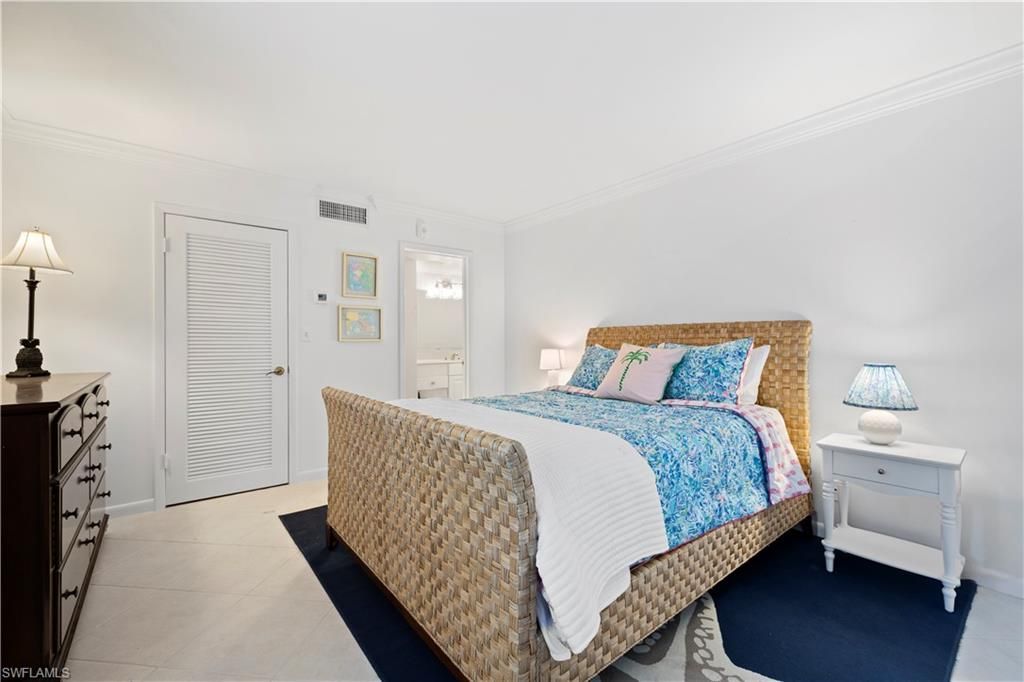 3443 Gulf Shore Blvd N, Unit 503, Naples, FL 34103 Photo